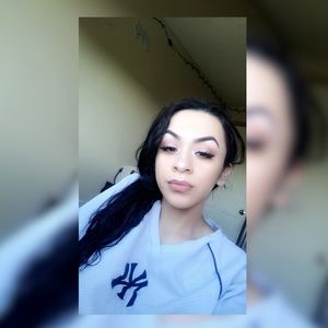 Meet your Posher, Ahtane